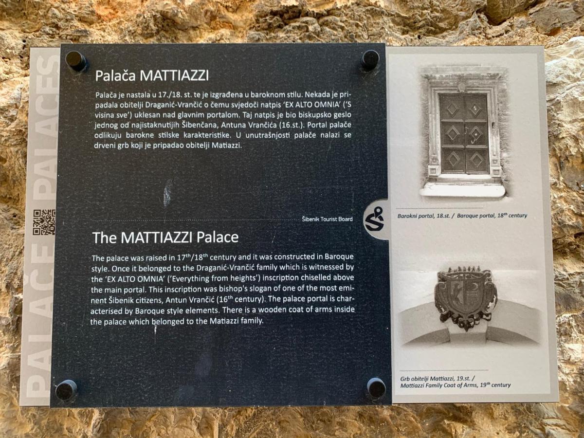 Palace M Šibenik Kültér fotó